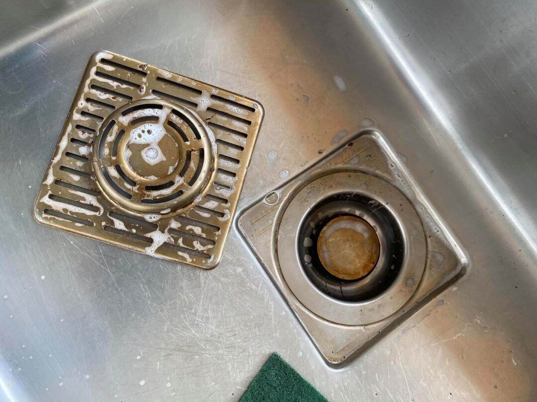 Emhætte rengøring - før